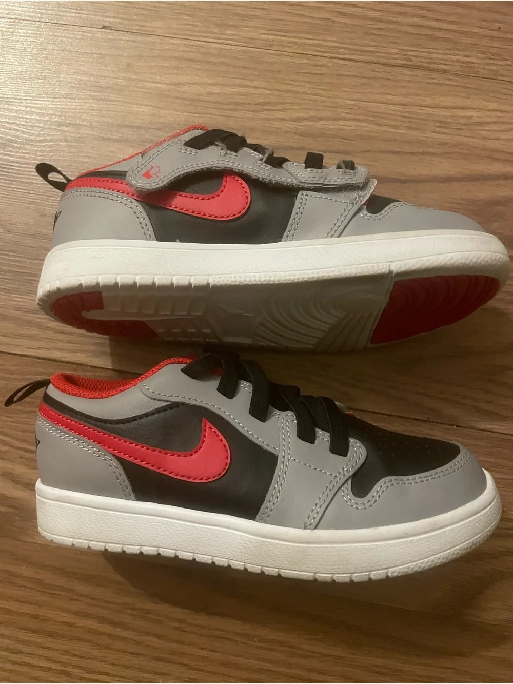 Jordan Kids Sneakers in Black, Gray & Red